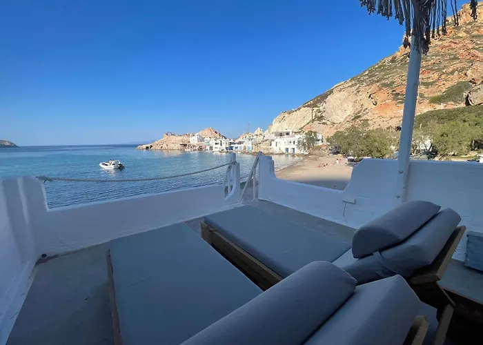 Blu Intenso Boathouse