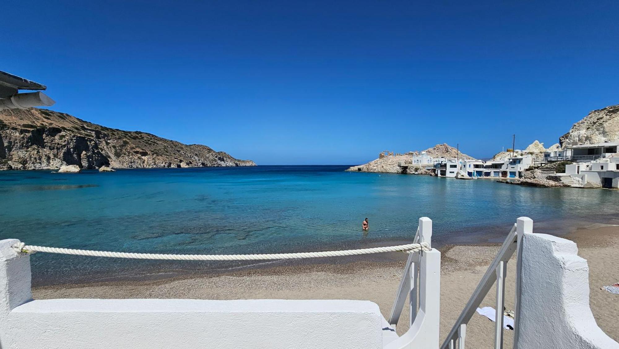 Blu Intenso Boathouse